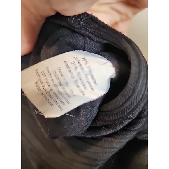 Beyond Yoga Wavy Textured 7/8 Black Leggings Size‎ Small - Picture 5 of 8